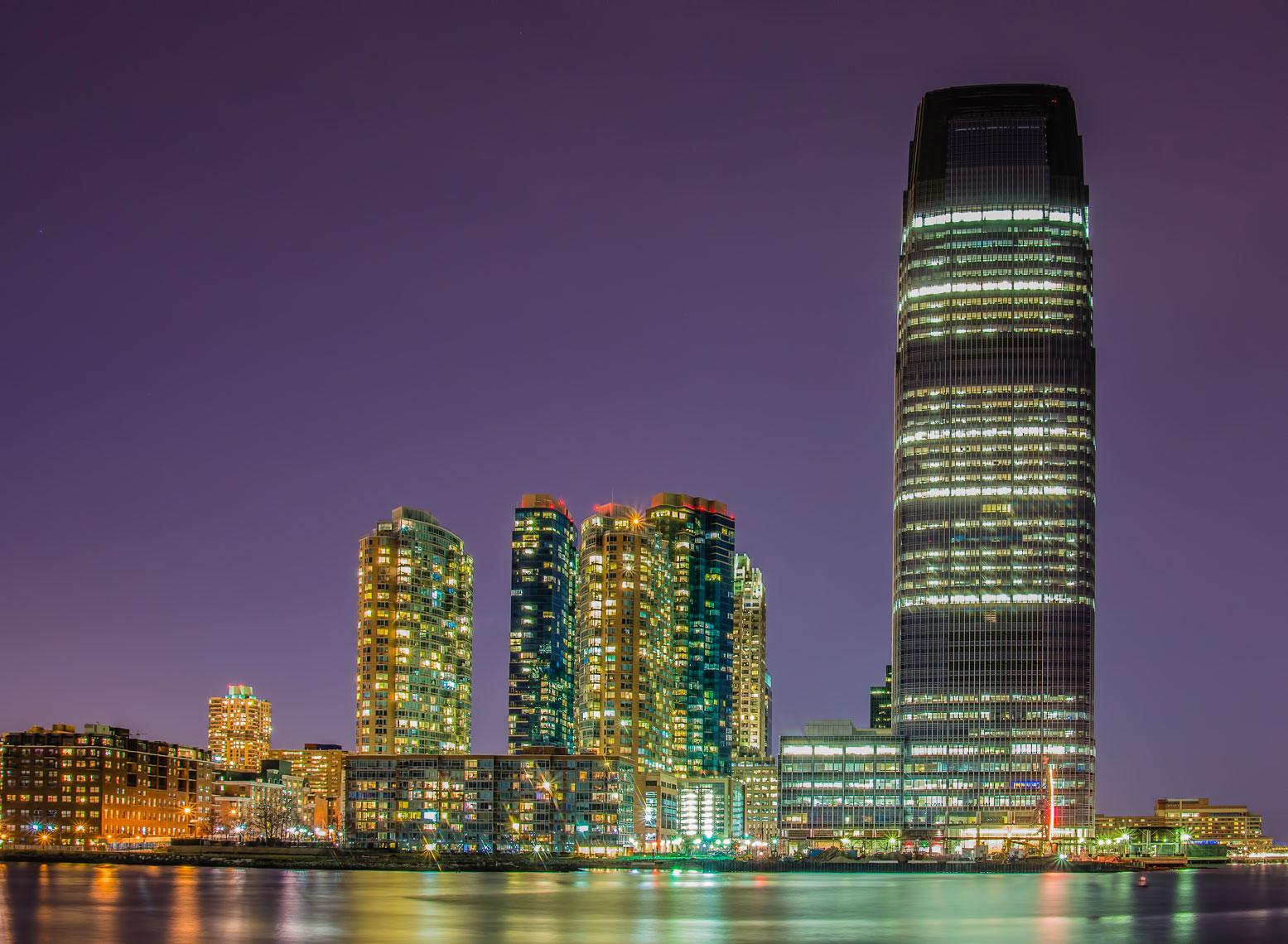26-Jersey-City-Waterfront-At-Night